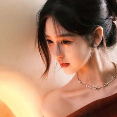 波丽士很忙